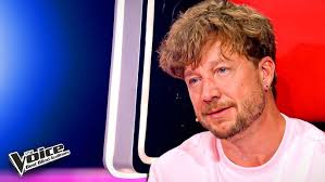 James Payette performs Tom Jones' Delilah