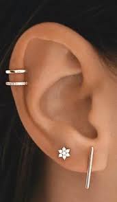 72 Ear Piercing For Women Cute And Beautiful Ideas The Finest Feed Piercings Oreja Piercing Oreja Aro Piercing Cartilago Oreja