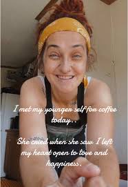 Amber Meldrum (@ambernicole0129)