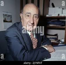 MORENO TORROBA , FEDERICO. COMPOSITOR ESPAÑOL. MADRID 1891