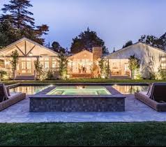 He had a successful music career. David Hasselhoff S Former Los Angeles Home Is Back On The Market For 4m More Than He Sold It For Architectural Digest