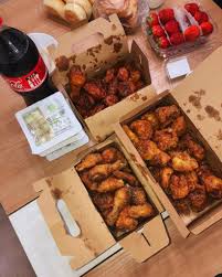 Lihat juga resep ayam goreng madu ala korea (dak kangjeong) enak lainnya. Tempat Terbaik Menikmati Ayam Goreng Di Seoul Salah Satu Makanan Favorit Di Drama Drama Korea