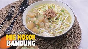 Lihat juga resep (indo)mie kocok bandung enak lainnya. Resep Mie Kocok Bandung Youtube