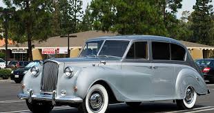 1958 Austin Princess Gray Over Silver Fvl Austin Cars Antique Cars Classic Cars
