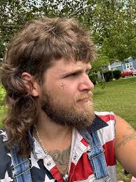 Keep the mullet or shave it off? 💥💥💥
