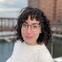 Julia Sklar's Instagram, Twitter & Facebook