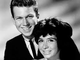 🇺🇸 DICK & DEE DEE