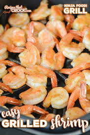 Place the shrimp in a bowl, drizzle with olive oil and sprinkle with kosher salt. Do You Love Grilled Shrimp And Want An Easy Recipe To Make It At Home Our Easy Grilled Shrimp C Grilled Shrimp Shrimp Recipes Easy Easy Grilled Shrimp Recipes