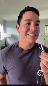 I got to hear a lot of celebrity encounter stories last time, id love to  hear more! #celebrity #storytime #viral