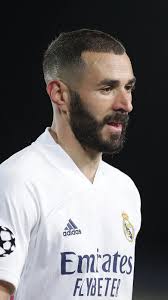 В 2007—2015 годах выступал за сборную франции. Karim Benzema Makes A Surprising Claim About His Real Madrid Teammate Vinicius Jr