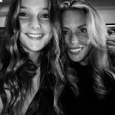 Leslee Holliday (@lesleesmithholliday) • Instagram photos and videos