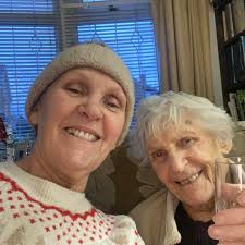 Hi all! I just wanted to introduce myself and share a photo that I took.  Youngest of 4 children.. just retired and became full time carer for my 98  years young mum