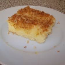 Hefe daraufbröckeln, lauwarme milch zugießen und alles zu einem glatten hefeteig verkneten. Einfacher Bienenstich Oder Kokoskuchen Seite 2