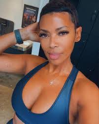 Bernadette Singleton's Instagram, Twitter & Facebook