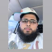 Elvis Moreno's Instagram, Twitter & Facebook