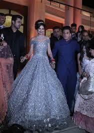 Telly world's favourite couple, yuvika chaudhary and prince narula sent their fans into a frenzy, when they tied the knot recently in mumbai amongst family and friends in full pomp and glory. Prince Narula And Yuvika Chaudhary Wedding Reception In Chandigarh Photos Filmibeat