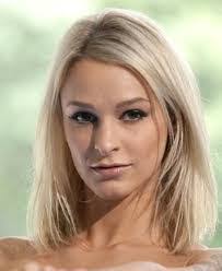 Deborah Hix's Instagram, Twitter & Facebook