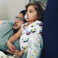 Shaniera was born on 20 march 1983. Beautiful Pictures Of Wasim Akram With Wife And Kids Reviewit Pk