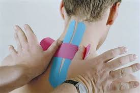 Kinesio Tape This Application Helps With Forward Head Posture Headaches Kinesiologia Vendaje Neuromuscular Fisioterapia