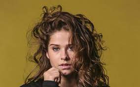 Laura tesoro brengt een adembenemende versie van 'changes'. Laura Tesoro Doet Instagram Ontploffen Met Sexy Foto Nieuws365
