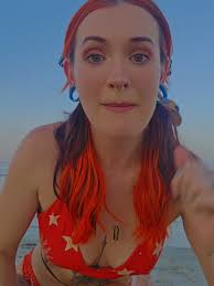 Scarlett Golleher (@scar3.b3ar)