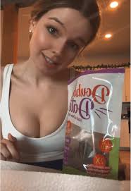 Katelyn DeCarlo (@katelyndecarlo)