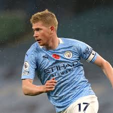 De bruyne was subbed off in the 59th minute of saturday's champions league final against chelsea because of an eye injury, according to stuart brennan of the manchester evening news. Kevin De Bruyne Set To Follow Guardiola By Signing New Manchester City Deal Kevin De Bruyne The Guardian