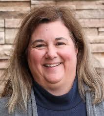 Amanda Votaw's Instagram, Twitter & Facebook