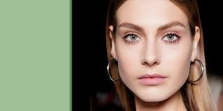 En effet, on a longtemps cru qu'en appliquant une couleur. Quelle Couleur De Maquillage Pour Les Yeux Verts Marie Claire