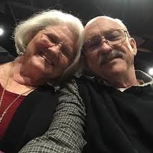 Are these 3 chickens hens?