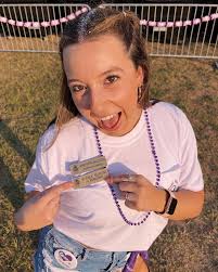 Madison Walton's Instagram, Twitter & Facebook