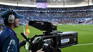 Des 32eme de finale à au stade de france suivez la retransmission des matchs de coupe sur les chaînes france tv. La Guerre Pour Les Droits De Diffusion A La Television Des Matchs De Football L Express