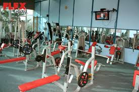 Let's pump este un antrenament fitness de 50 de minute adresat oricarei persoane, indife. Flex Gym