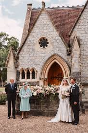 Her marriage is the longest of any british sovereign. Princess Beatrice And Edoardo Mapelli Mozzi Release Wedding Photos Bbc News