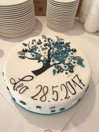 Tauftorte Lebensbaum In Blau Tauftorte Torte Konfirmation Taufe Kuchen
