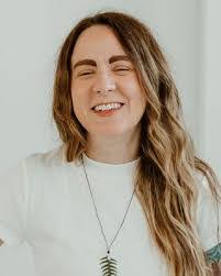 Amanda Gigante's Instagram, Twitter & Facebook