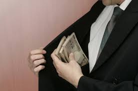 こんな男はやめておけ 男性が思う お金遣いが荒い人 の特徴4選 マイナビウーマン