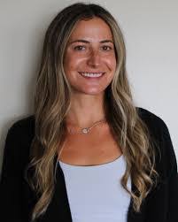 Amy Kent's Instagram, Twitter & Facebook