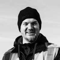 Terry Earles's Instagram, Twitter & Facebook