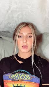 Avery Moretz's Instagram, Twitter & Facebook