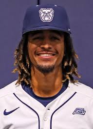 Travis Holt's Instagram, Twitter & Facebook