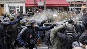 Șefi din Jandarmerie, puși sub acuzare pentru violențele de la protestul din 10 august a.c. - Stiri Maramures