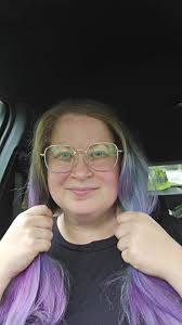 stephanie (@sdmessenger)