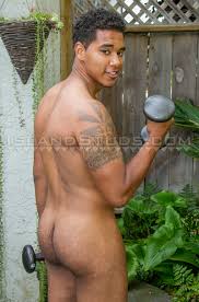 Island Studs sexy black twink Curtis jerks his huge 9 inch dick – Dirty Boy  Reviews