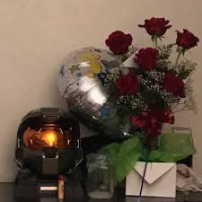 We did not find results for: Bought My Girlfriend Some Flowers And A Master Chief Helmet For Her Birthday She Loves Halo 9gag