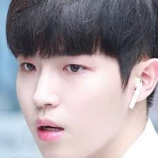 1 Pages of IZ*ONE @official_izone @75_yabuki AHN YUJIN KIM MINJU YABUKI  NAKO KWON EUN BI #izone #wizoneloveizone #ahnyujinizone #minjuizone  #yabukinakoizone #kwoneunbiproduce48