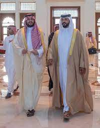 والدته هي الأميرة فهدة بنت فلاح بن سلطان بن حثلين، وجده من أمه راكان بن حثلين شيخ قبيلة العجمان. Ø³Ù…Ùˆ Ø§Ù„Ø´ÙŠØ® Ù†Ø§ØµØ± Ø¨Ù† Ø­Ù…Ø¯ ÙŠØ±Ø­Ø¨ Ø¨Ø²ÙŠØ§Ø±Ø© ØªØ±ÙƒÙŠ Ø¨Ù† Ù…Ø­Ù…Ø¯ Ø¨Ù† ÙÙ‡Ø¯ Ø¥Ù„Ù‰ Ø§Ù„Ù…Ù…Ù„ÙƒØ© ÙˆÙƒØ§Ù„Ø© Ø£Ù†Ø¨Ø§Ø¡ Ø§Ù„Ø¨Ø­Ø±ÙŠÙ†