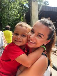 ❗️Hello everyone 🙋🏻‍♀️, me and my 5 year old son are moving to Spain in  July and we are looking for a 2 bedroom apartment from September or October  (or even from