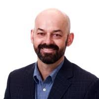 700+ perfiles de «Hennigar»