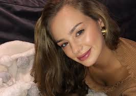 Wiktoria aneta gąsiewska data urodzenia: Ile Lat Ma Wiktoria Gasiewska Bedziecie Zaskoczeni